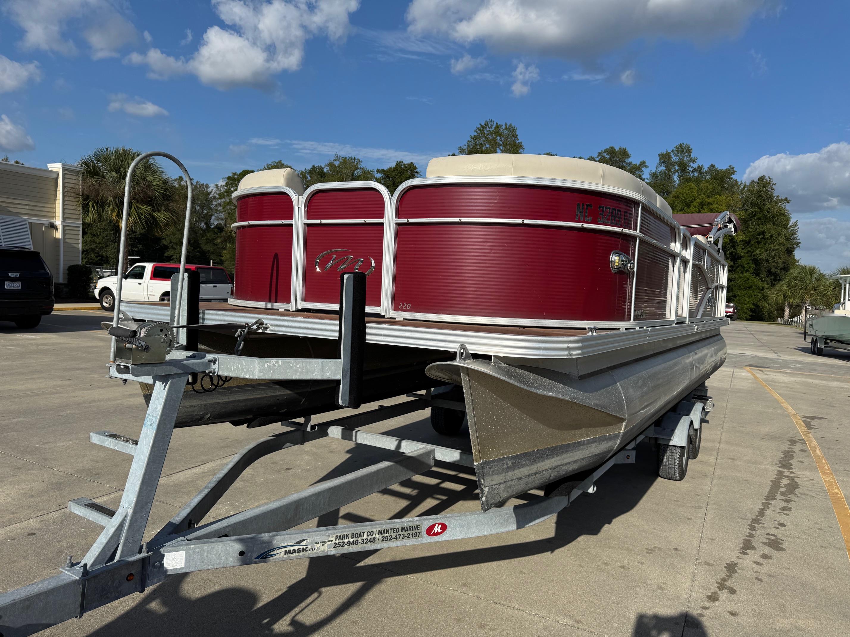 Used 2017 Manitou Aurora LE 220 Boat for Sale | Anglers Marine