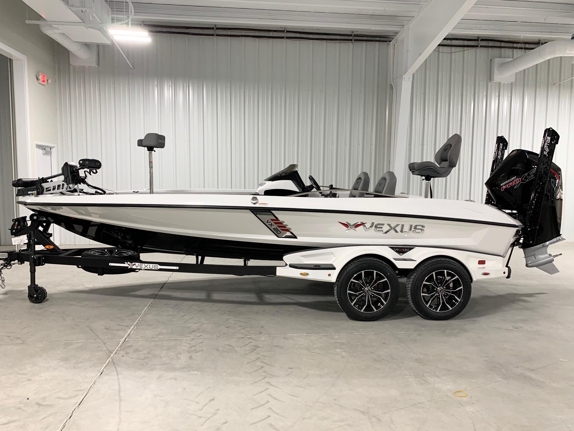 21 Vexus Vx White Black For Sale In Nc Angler S Marine 910 755 7900 21 Vexus Vx White Black For Sale In Nc Angler S Marine 910 755 7900