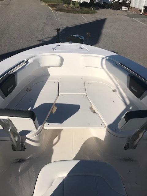 New 2026 Robalo R200 Shark Gray/White Boat for Sale | Anglers Marine
