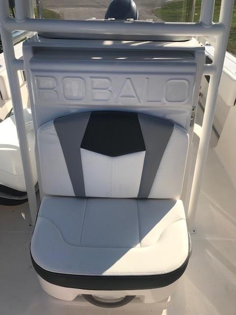 New 2026 Robalo R200 Shark Gray/White Boat for Sale | Anglers Marine