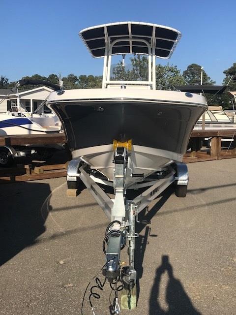 New 2026 Robalo R200 Shark Gray/White Boat for Sale | Anglers Marine