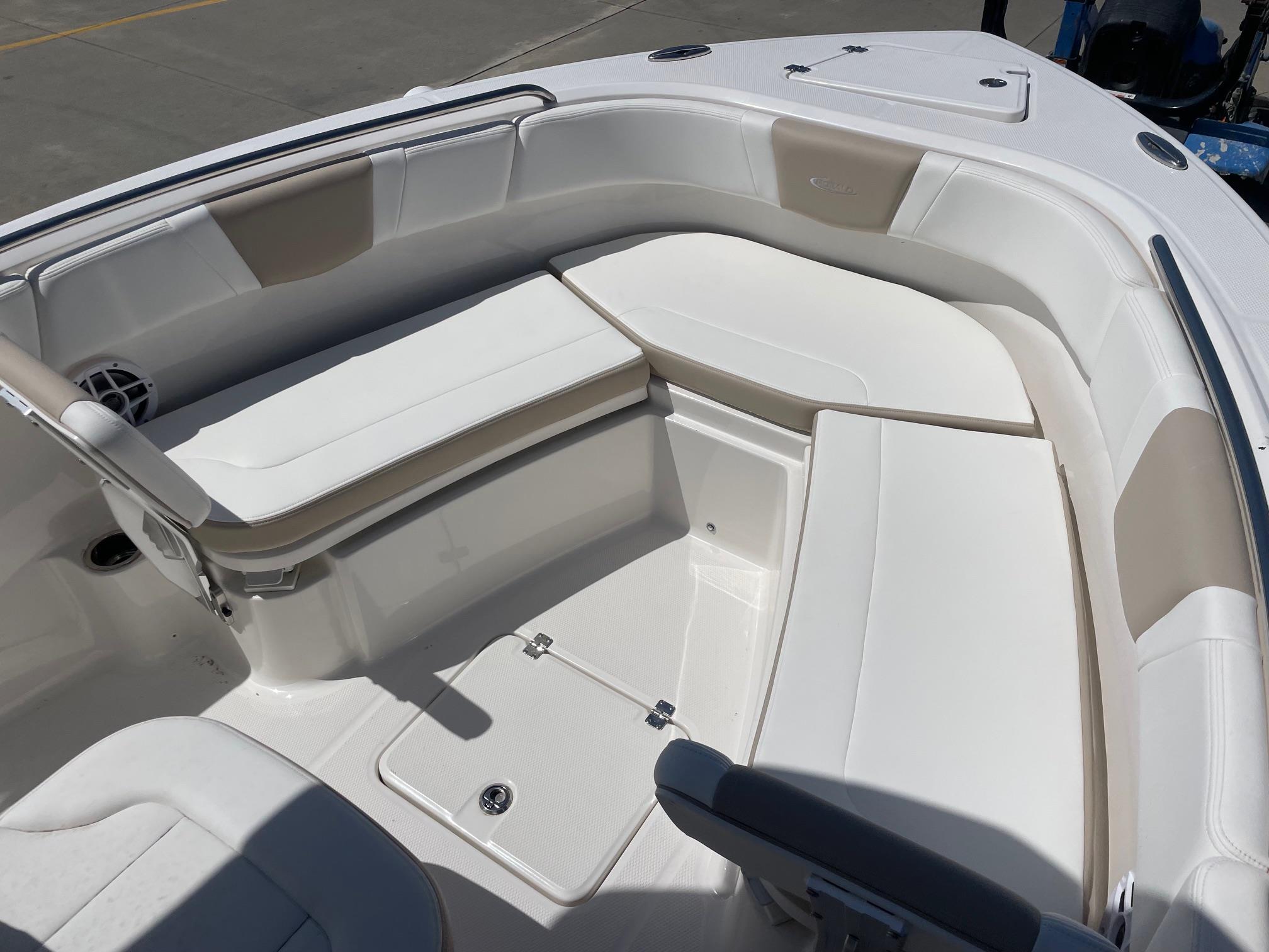 New 2026 Robalo R232 Explorer Biscayne Blue Boat for Sale | Anglers Marine