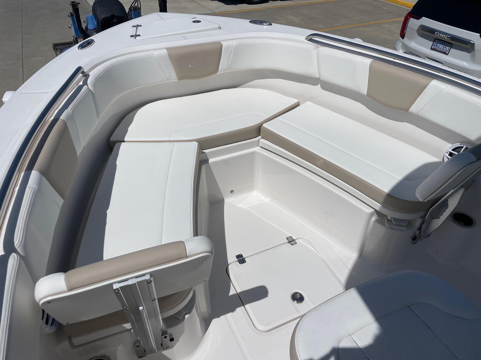 New 2026 Robalo R232 Explorer Biscayne Blue Boat for Sale | Anglers Marine