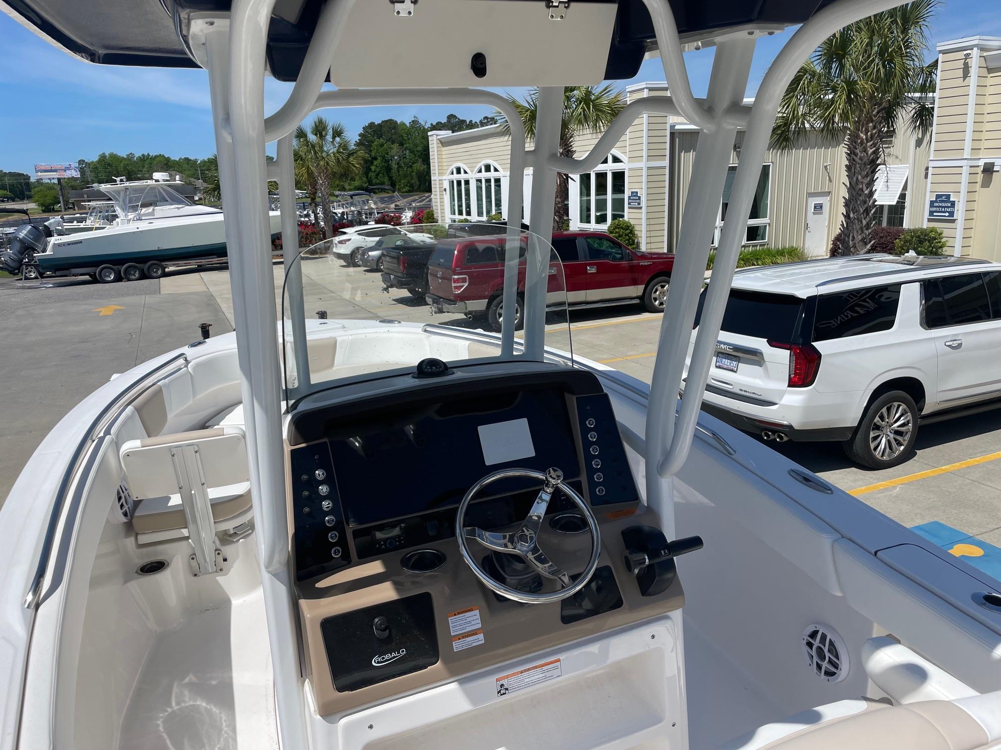 New 2026 Robalo R232 Explorer Biscayne Blue Boat for Sale | Anglers Marine