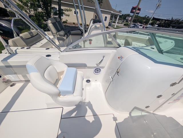 New 2025 Robalo R207 Ice Blue Boat for Sale | Anglers Marine