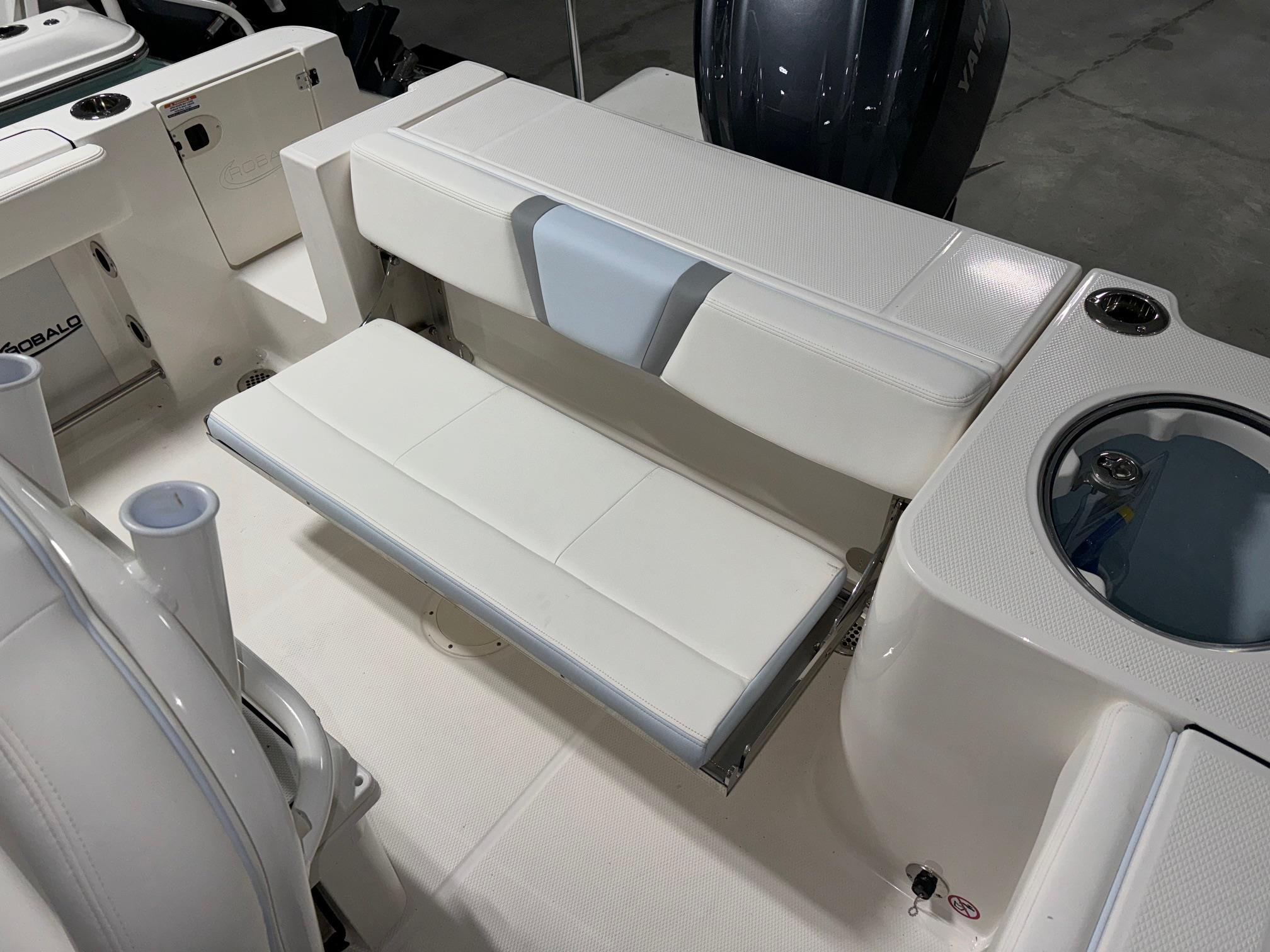 New 2026 Robalo R230 Ice Blue Boat for Sale | Anglers Marine