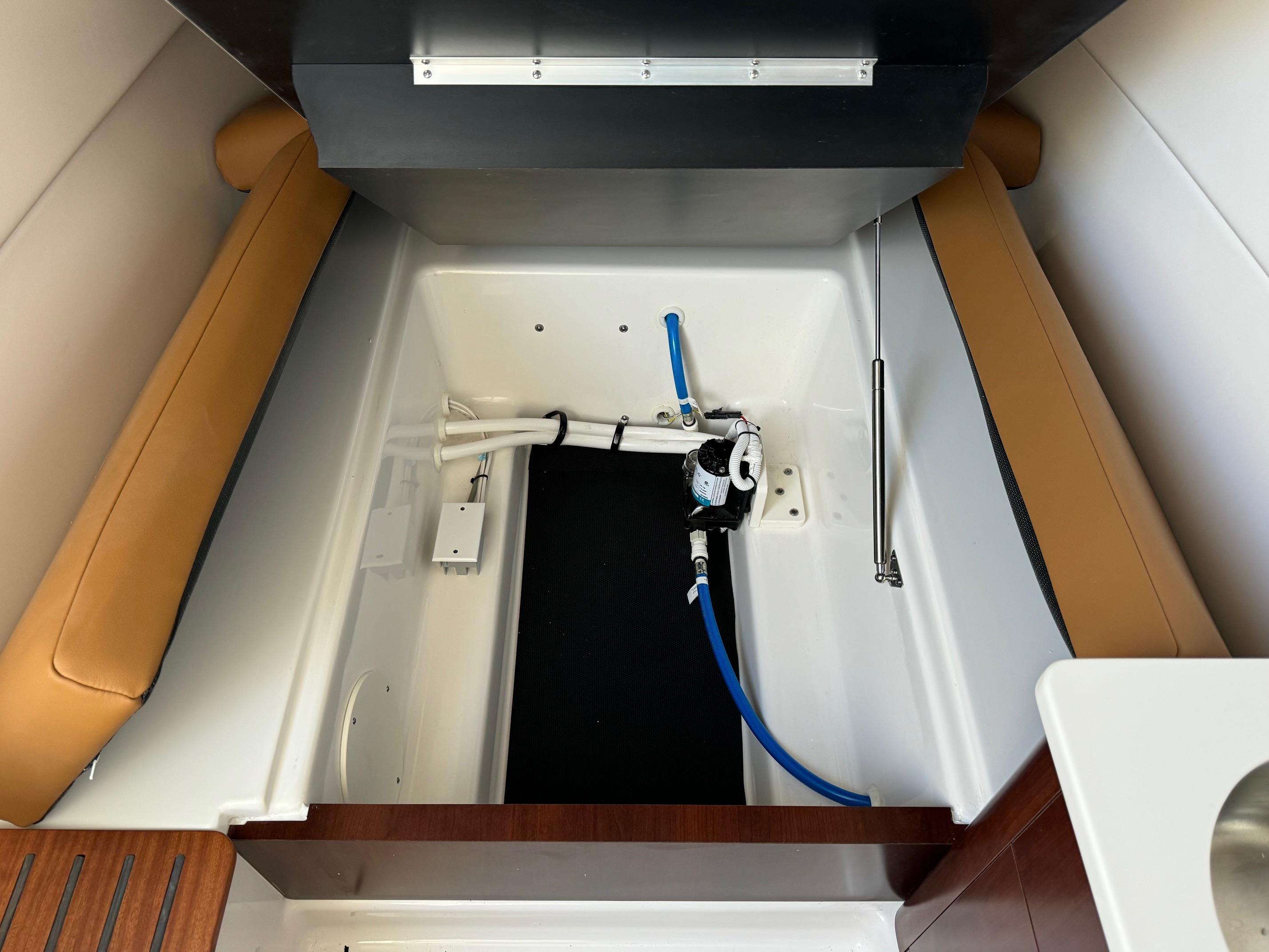 New 2025 Robalo R360 Ice Blue/White Boat for Sale | Anglers Marine