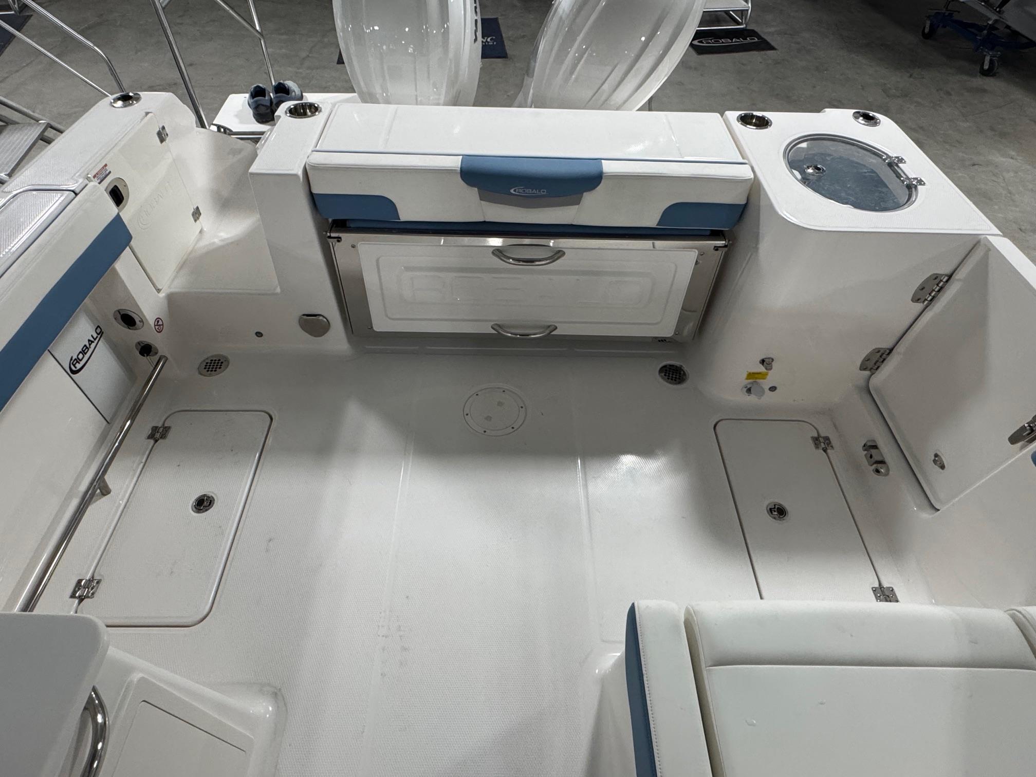 New 2026 Robalo R257 Atlas Blue/White Boat for Sale | Anglers Marine