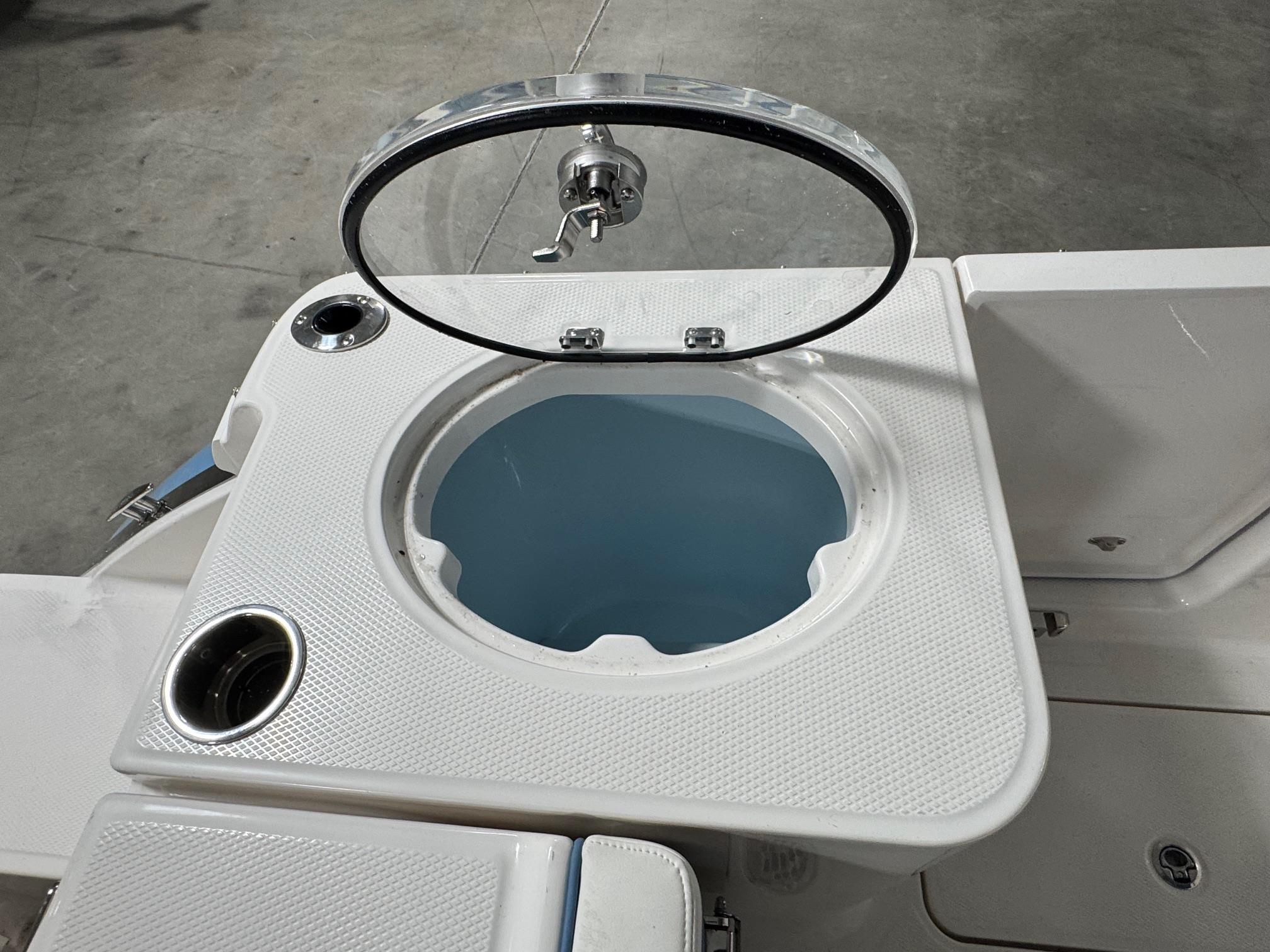 New 2026 Robalo R257 Atlas Blue/White Boat for Sale | Anglers Marine