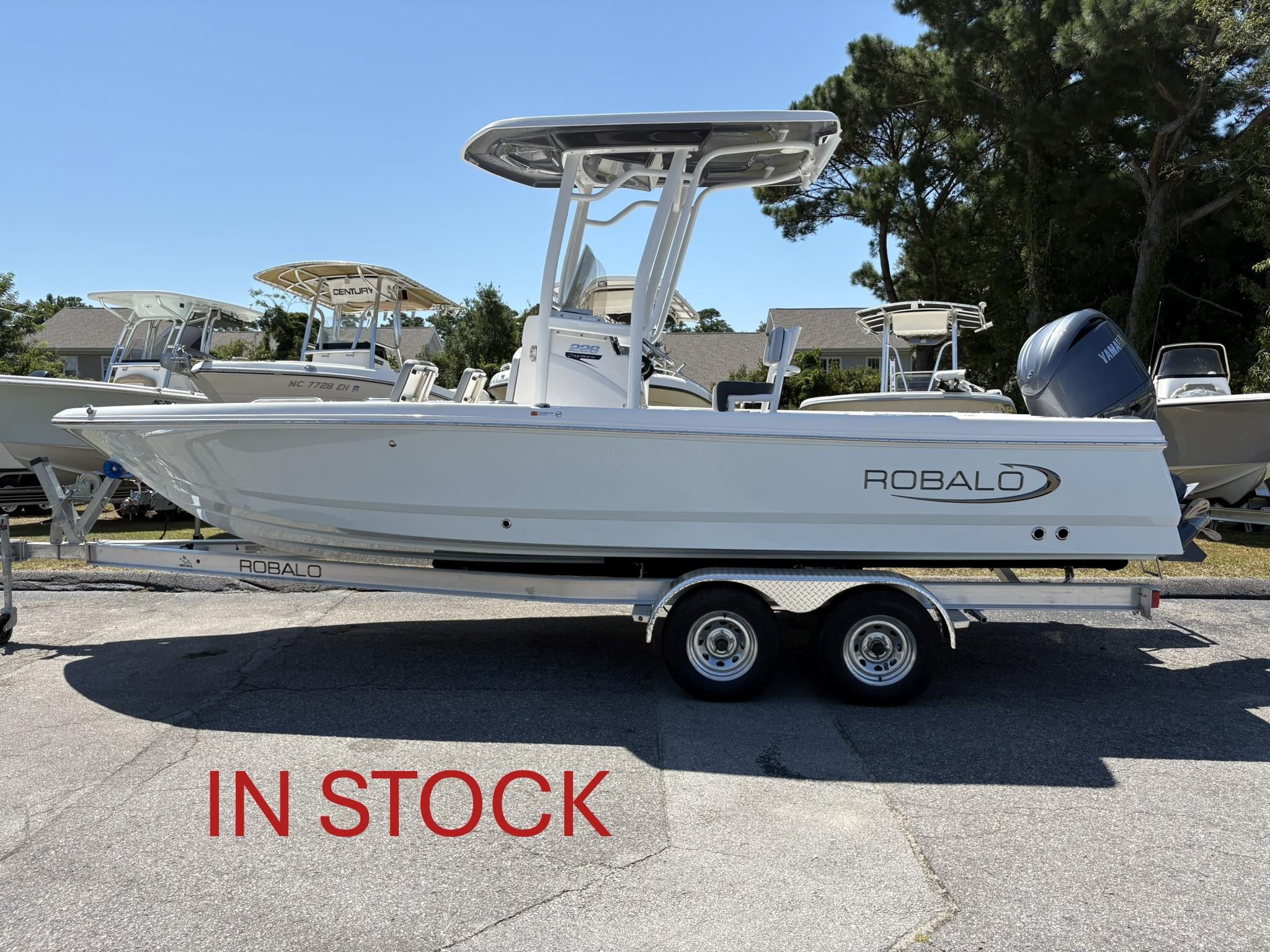 New 2026 Robalo 226 Cayman Solid Ice Blue Boat for Sale | Anglers Marine