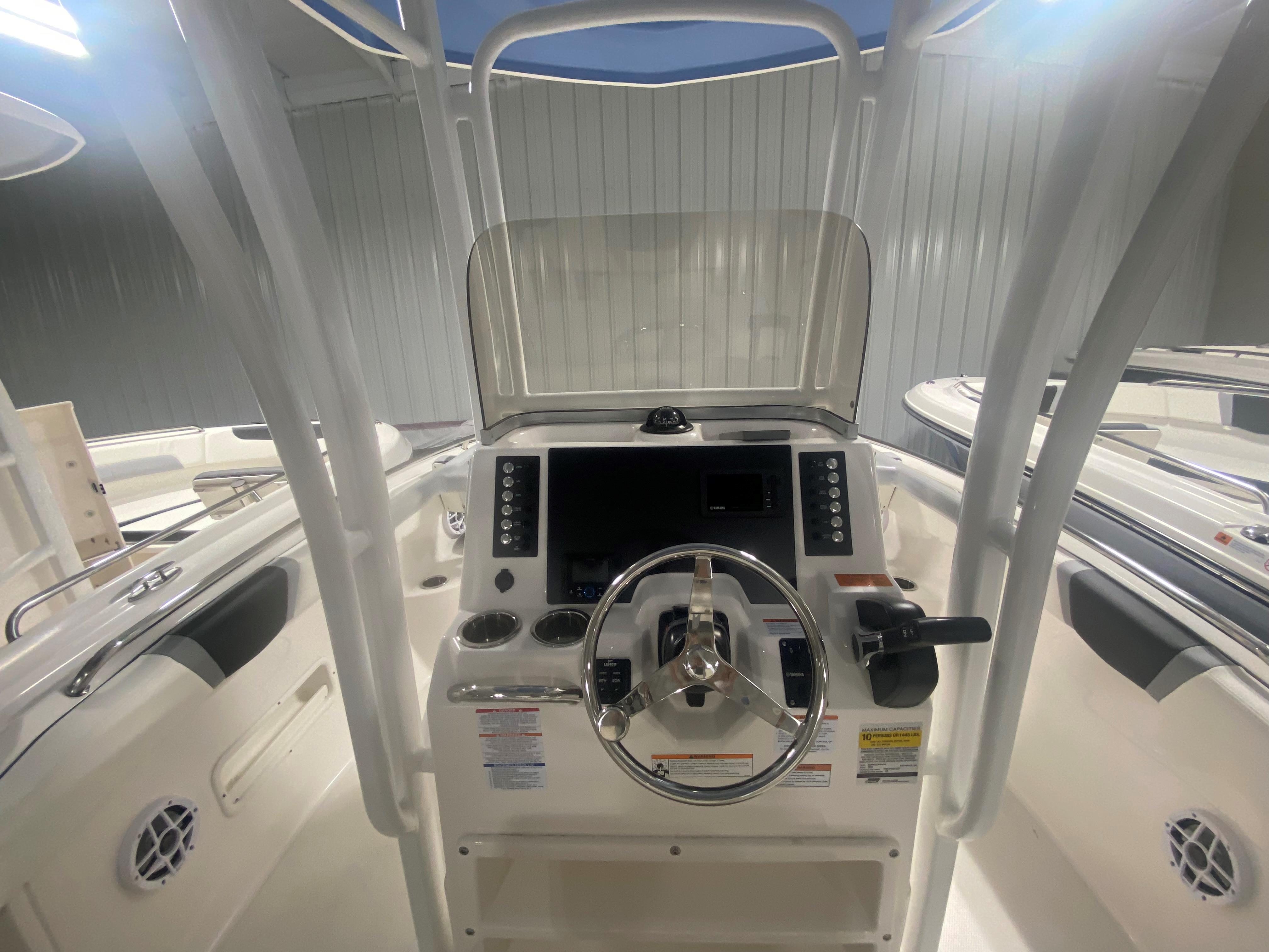 Robalo R222 New New 2026 Robalo R222 Steel Blue/White Boat for Sale | Anglers Marine